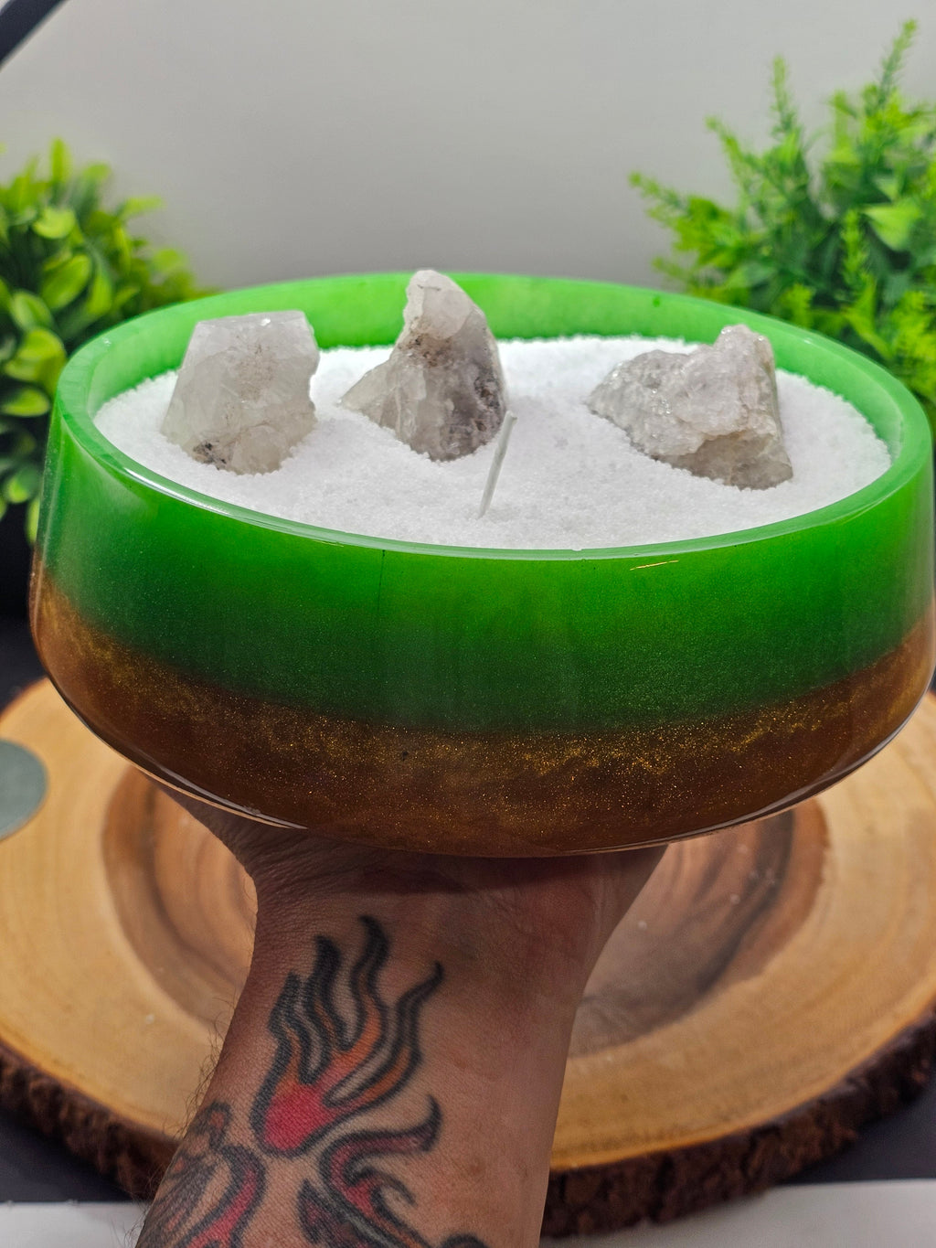 Fonda NY quartz candle